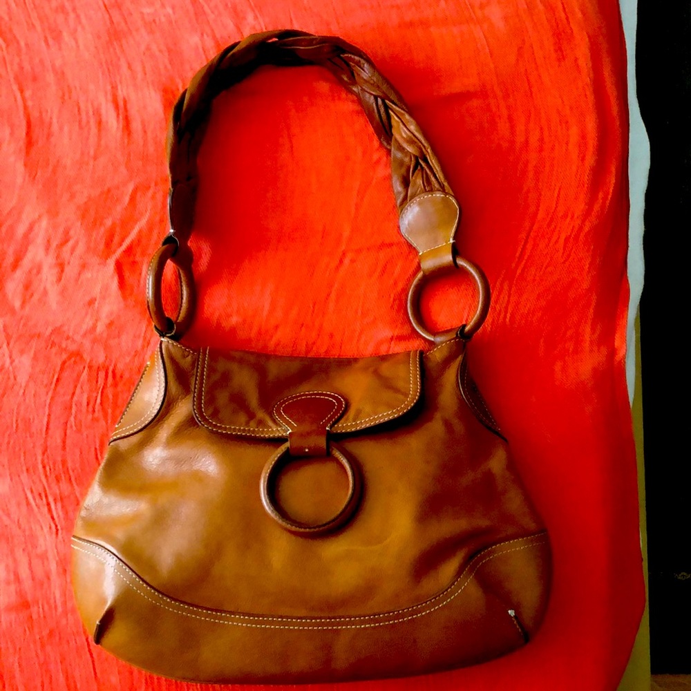 Leather handbag
